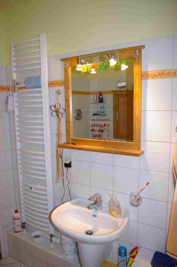 2-Zimmer-Ferienwohnung "Garten Der Welt" Berlin Dış mekan fotoğraf