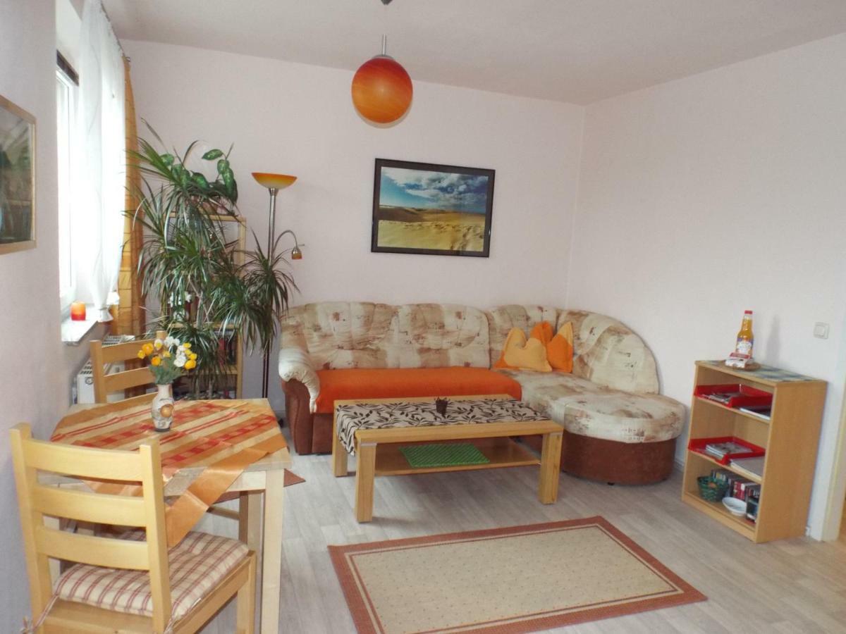 2-Zimmer-Ferienwohnung "Garten Der Welt" Berlin Dış mekan fotoğraf